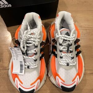 Adidas MENS Sneakers in Orange and White
